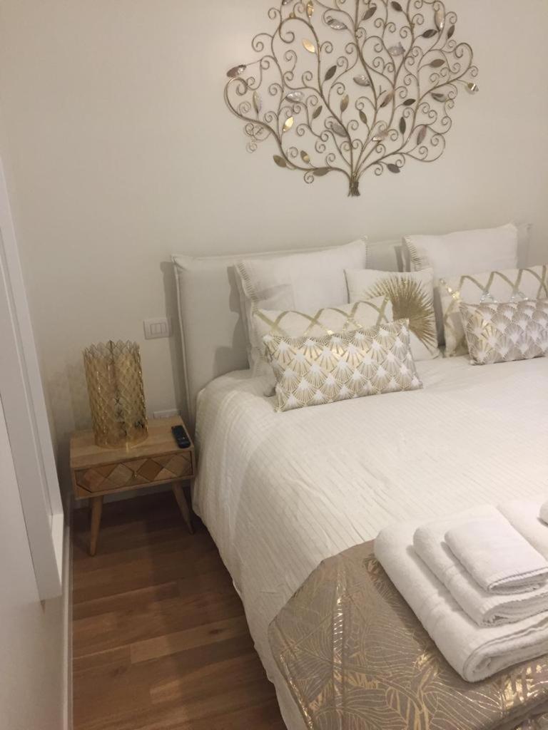 Gatto Bianco Apartment 바리 외부 사진